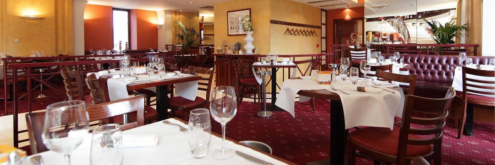 Hotel Quartier Latin Marche-en-Famenne Exterior photo